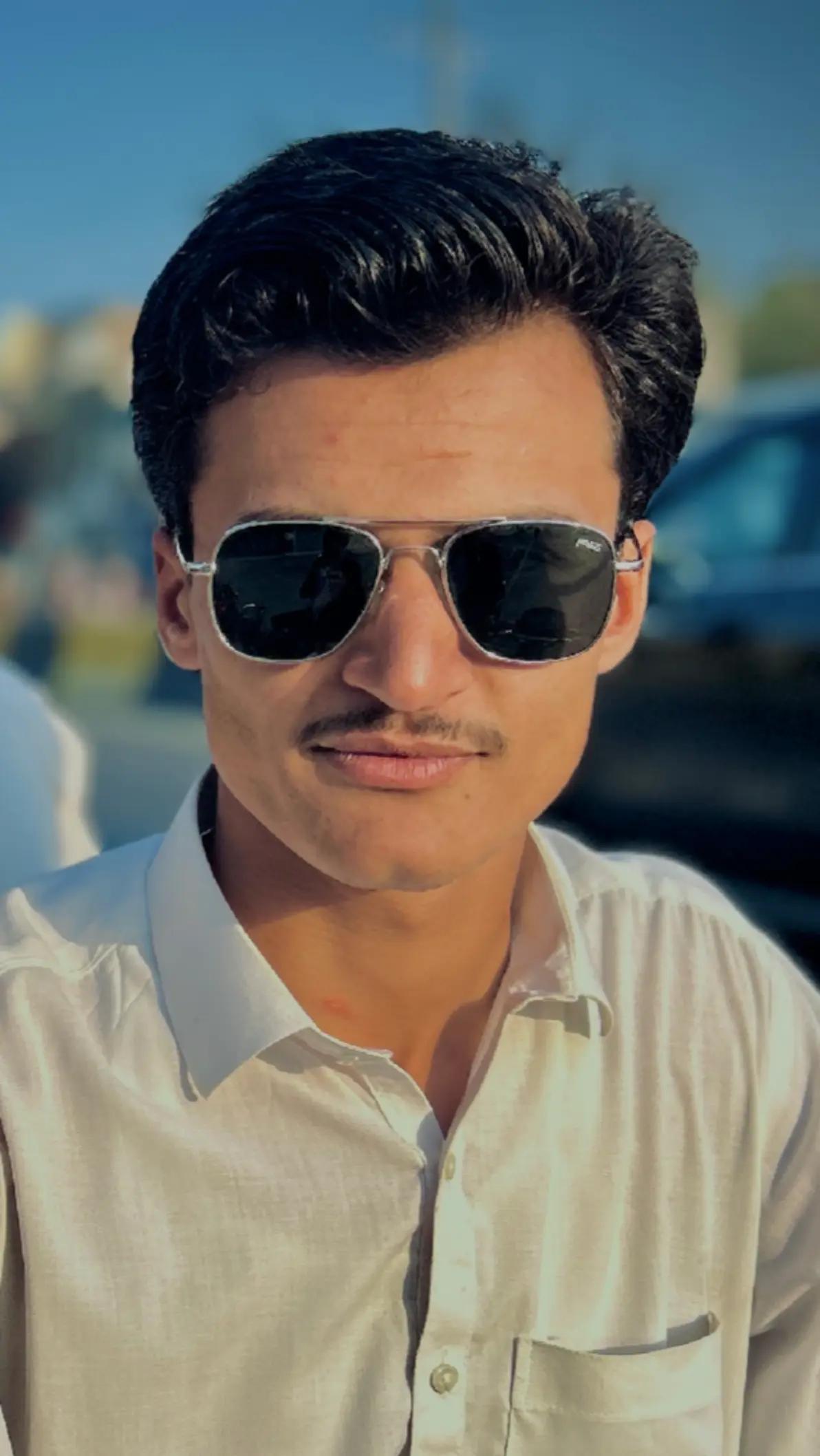 @Naveed Awan