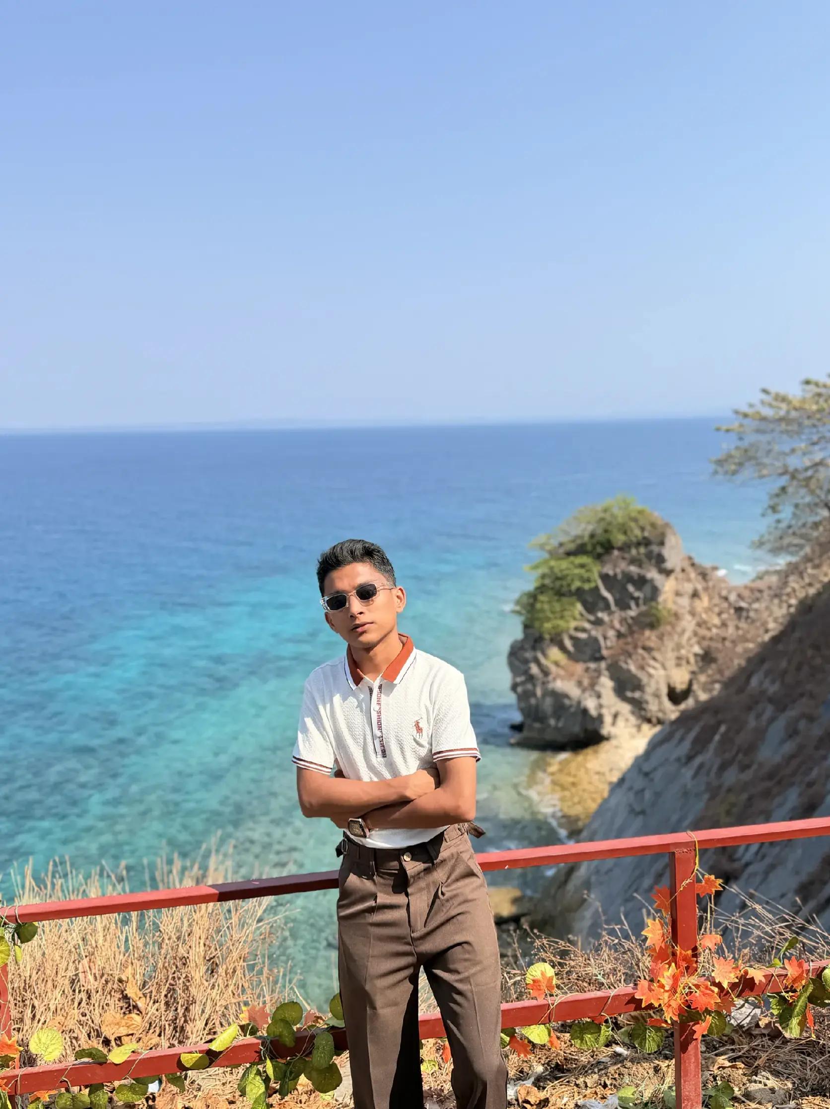 @Z&icirc;&ntilde; K&oslash; K&oslash; W&icirc;&ntilde; (محمد خبيب)