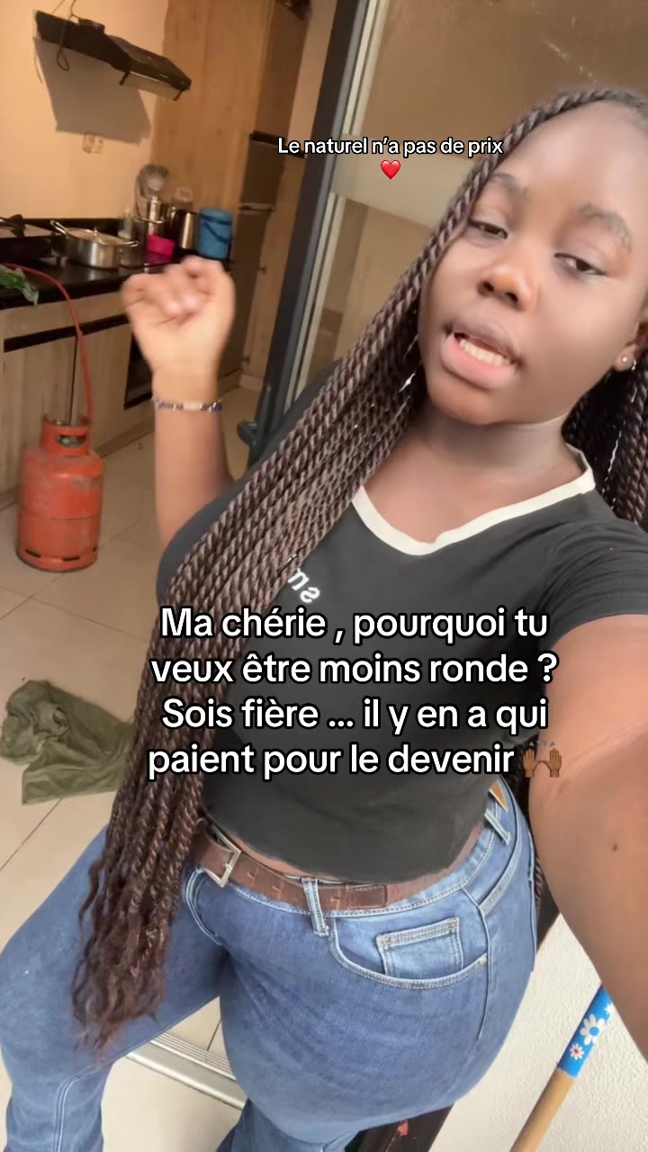 @APOUTSHOU🤍