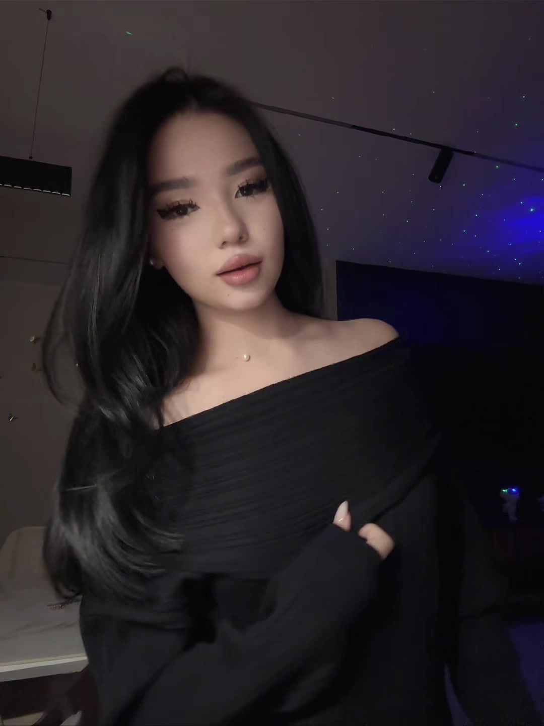 @azara