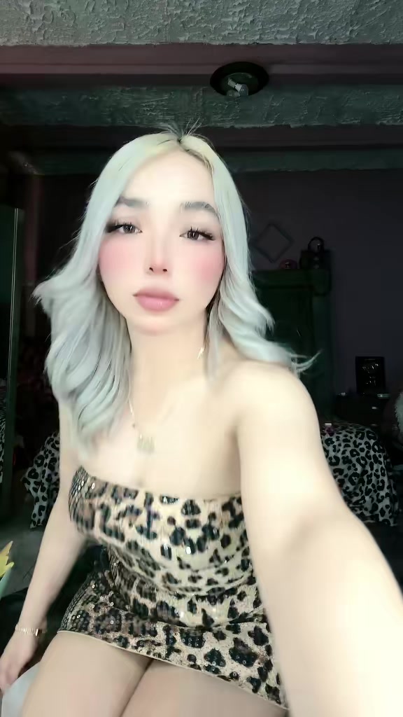 @A👻