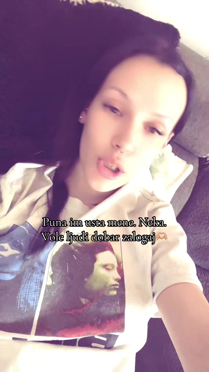 @𝙎𝙖𝙣𝙙𝙧𝙞𝙘𝙞 👧🏻