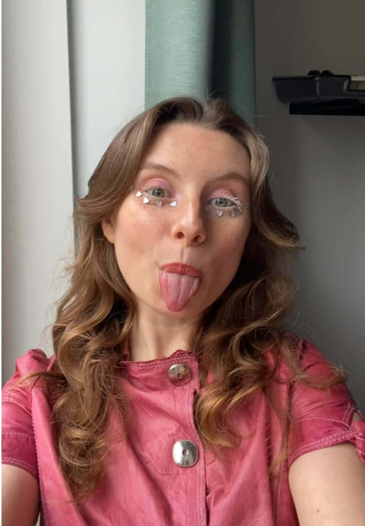 @xCelia