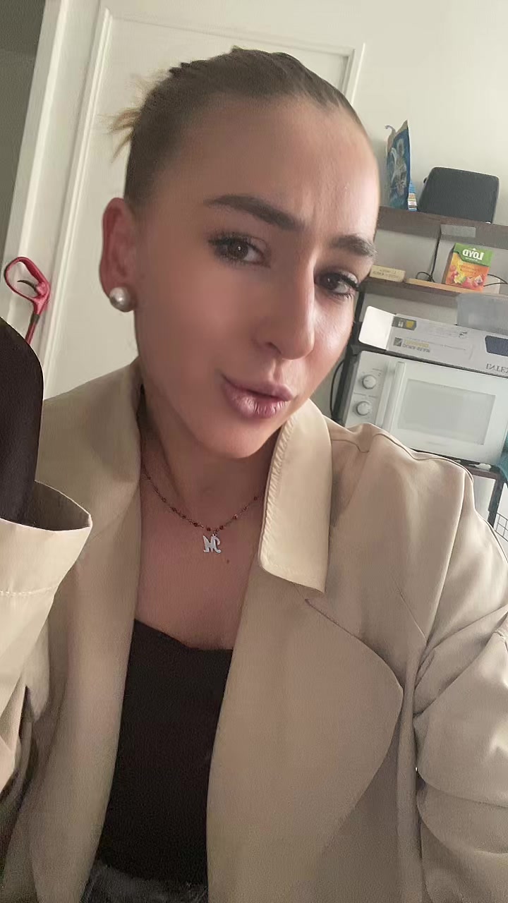 @ℳ𝒶𝓃ℴ𝓃 🇮🇹