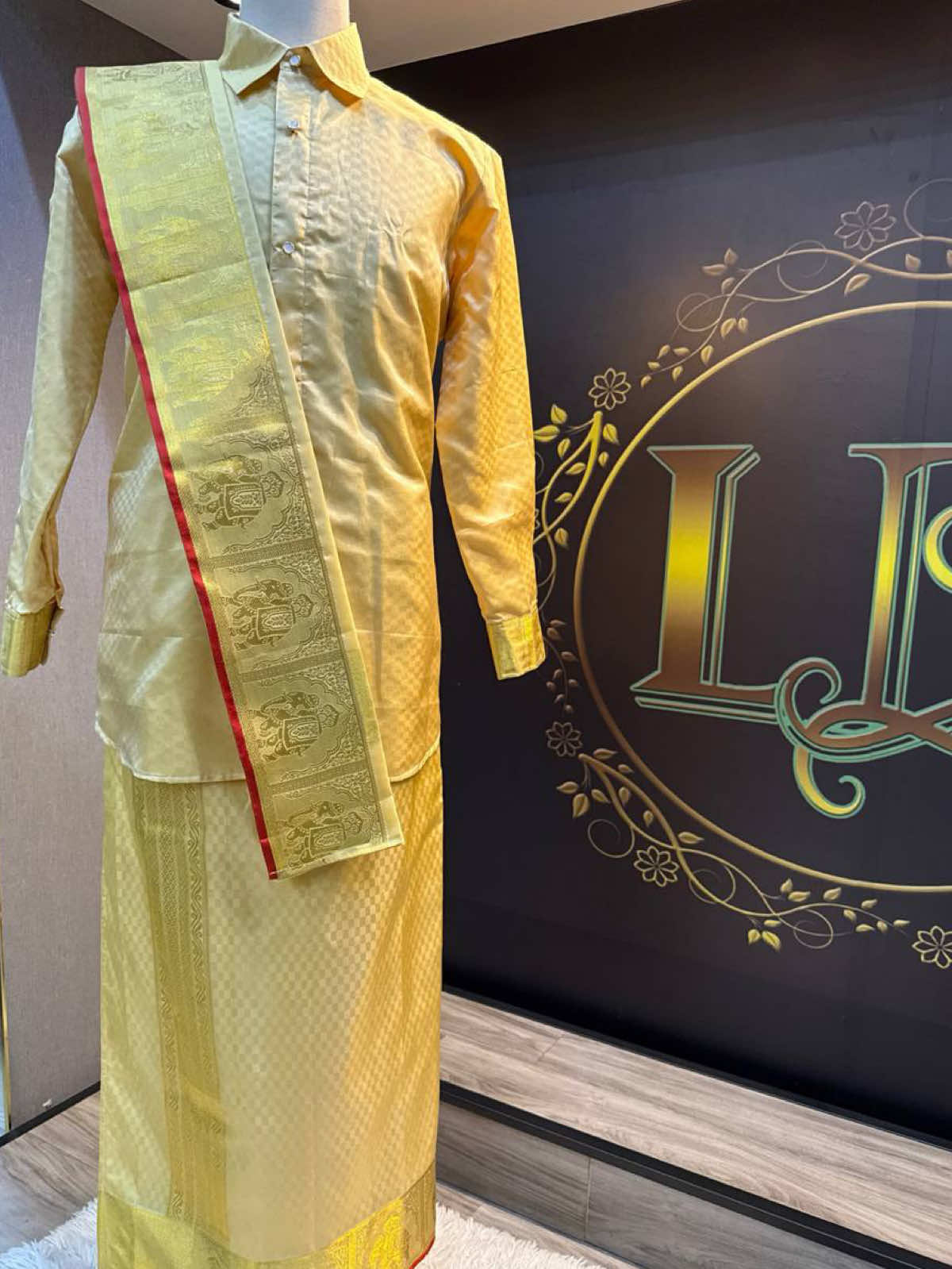 @Mens outfit Lezsha Boutique