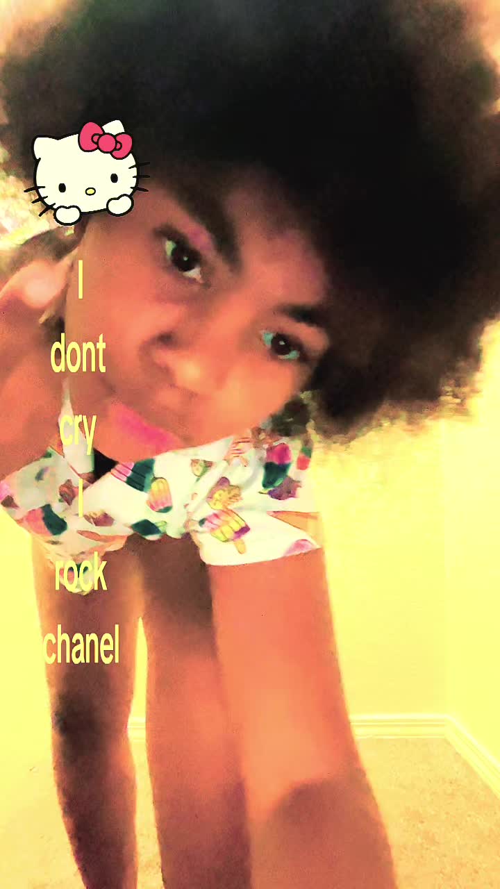 @ChelleyB0SS