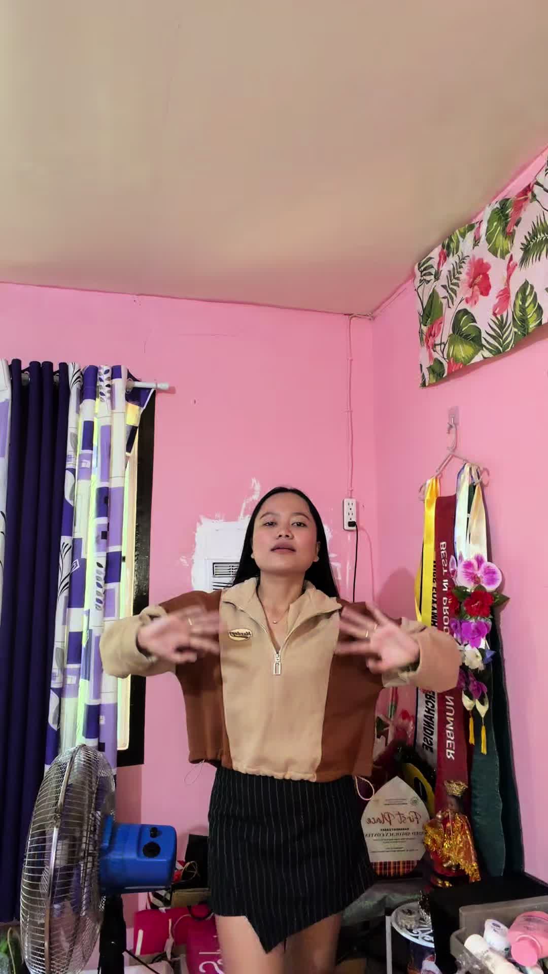 @Nicole Flores