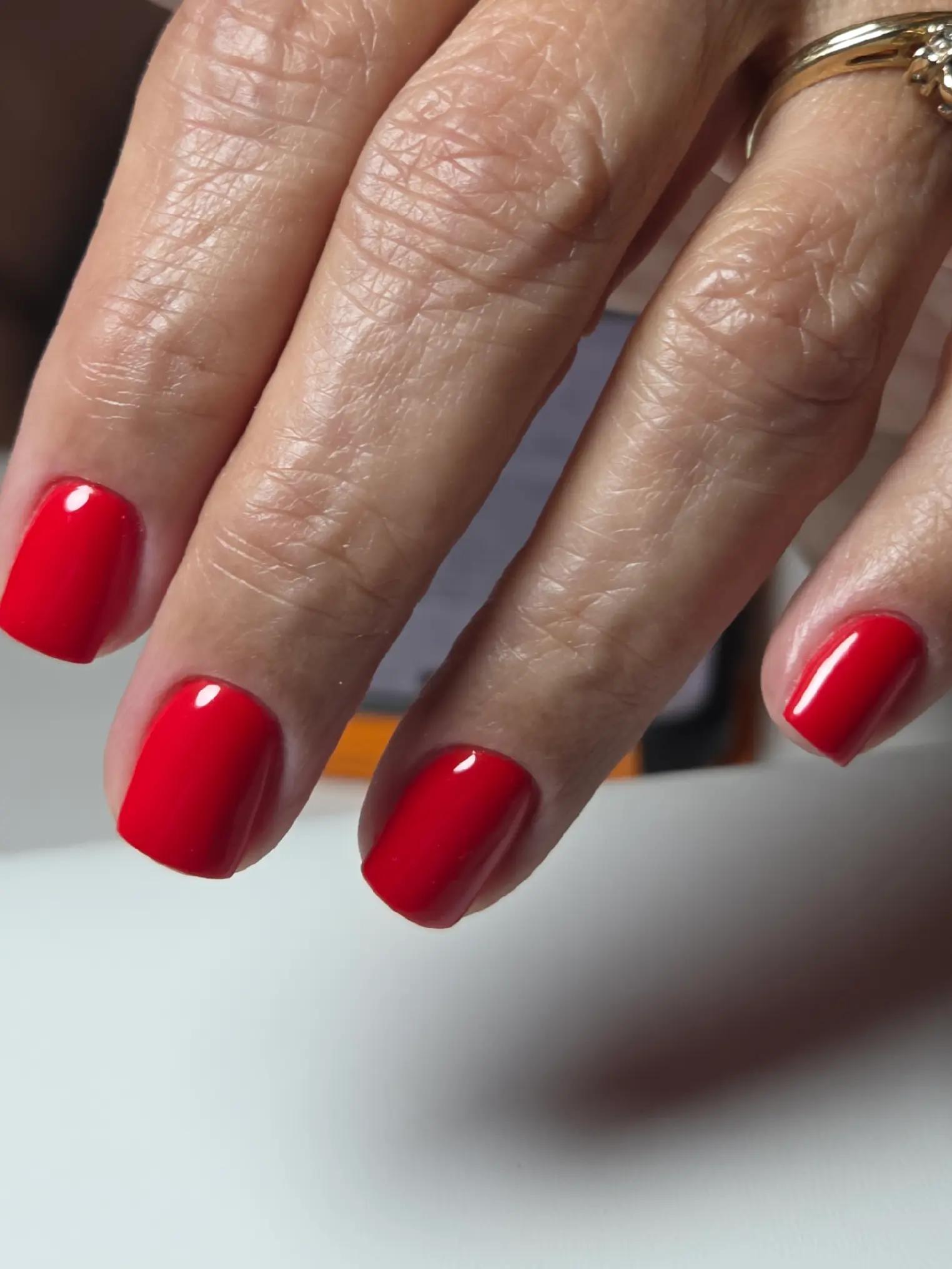 @Russian Manicure/ WPB Expert