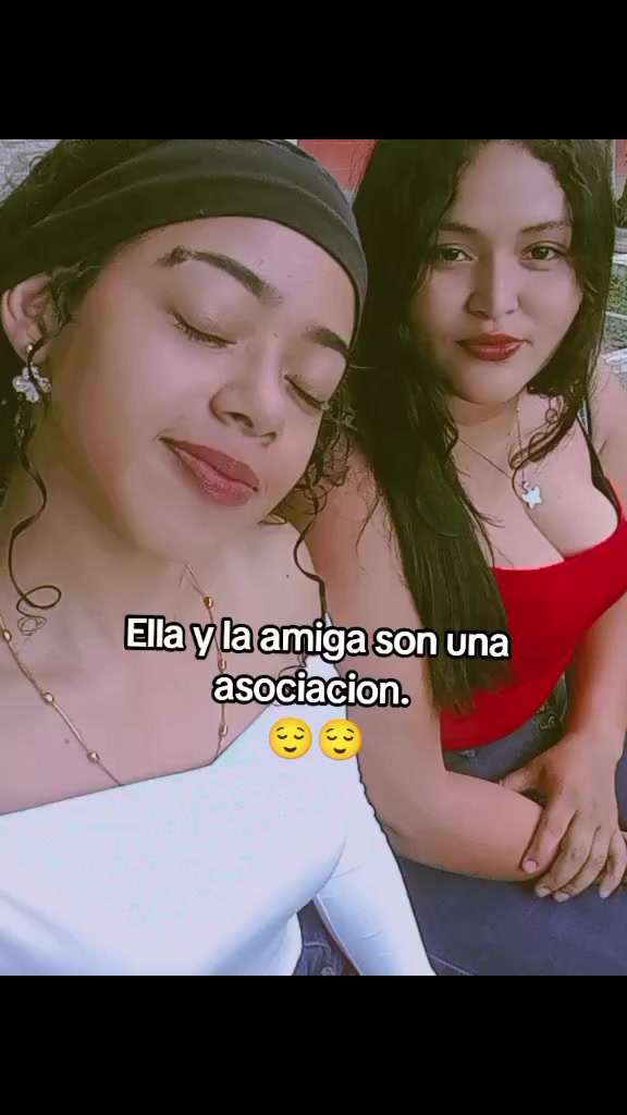 @LizHern&aacute;ndez💕😌