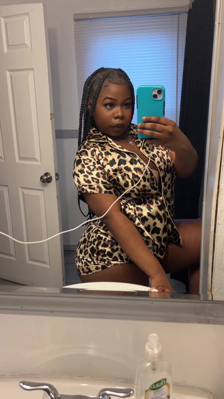@Anonymousthickgirl