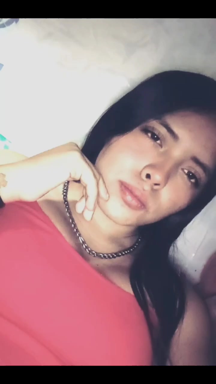 @Emely_Ofi