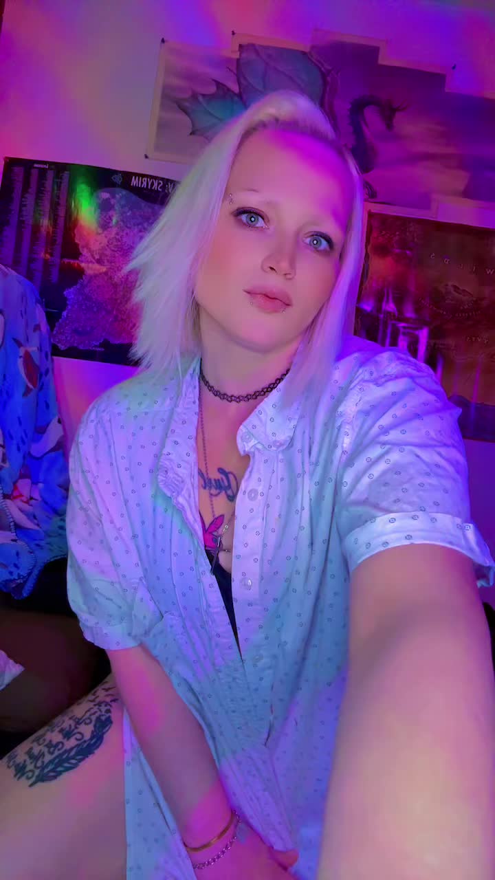 @BabyGurl🏳️&zwj;🌈