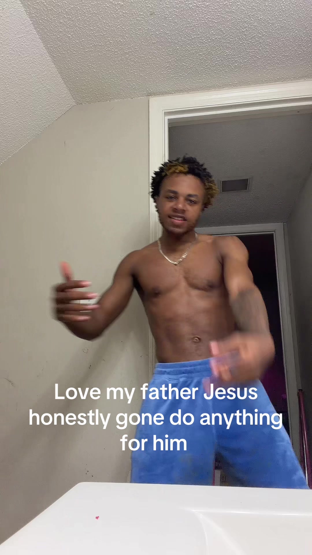 @chrisvswrldxxx
