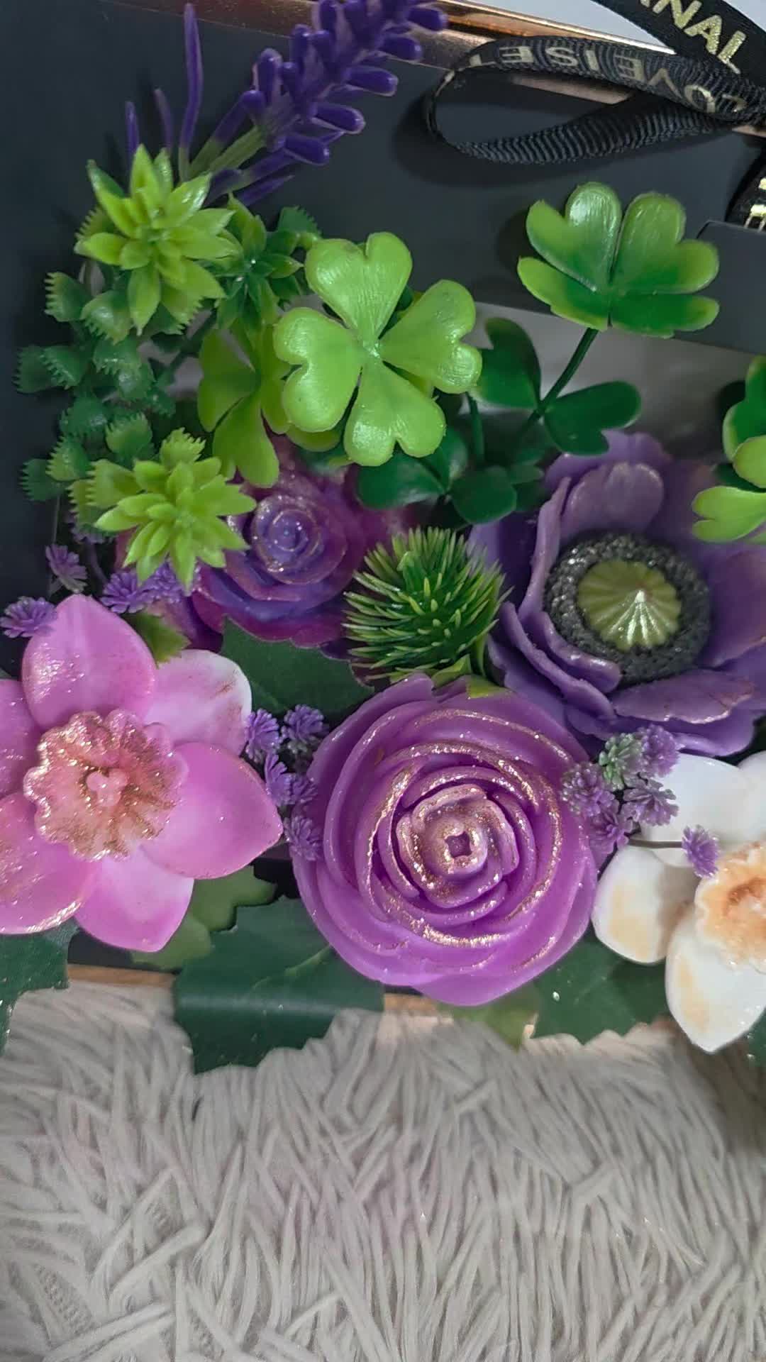 @🧚&zwj;♀️🦋Camelia-Maria🦋🧚&zwj;♀️