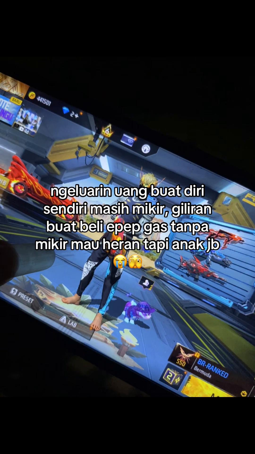 @𝒔𝒐𝒇𝒊𝒂 𝒔𝒕𝒐𝒓𝒆