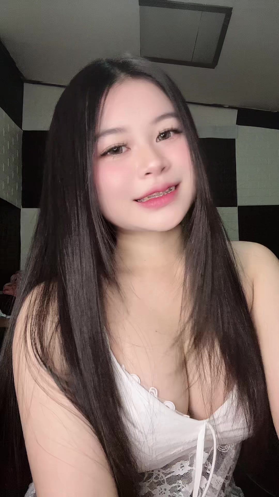 @โม จิ