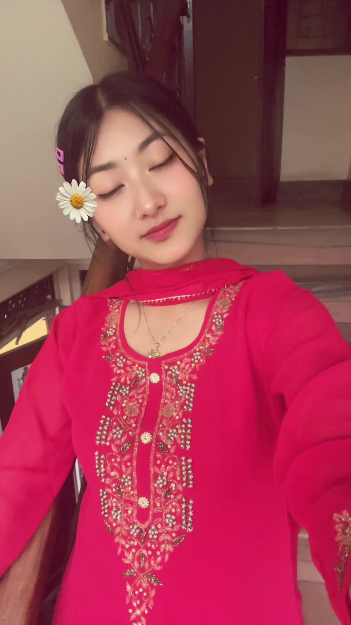 @M- a-g-a-r-n-i 🦋👸🌺