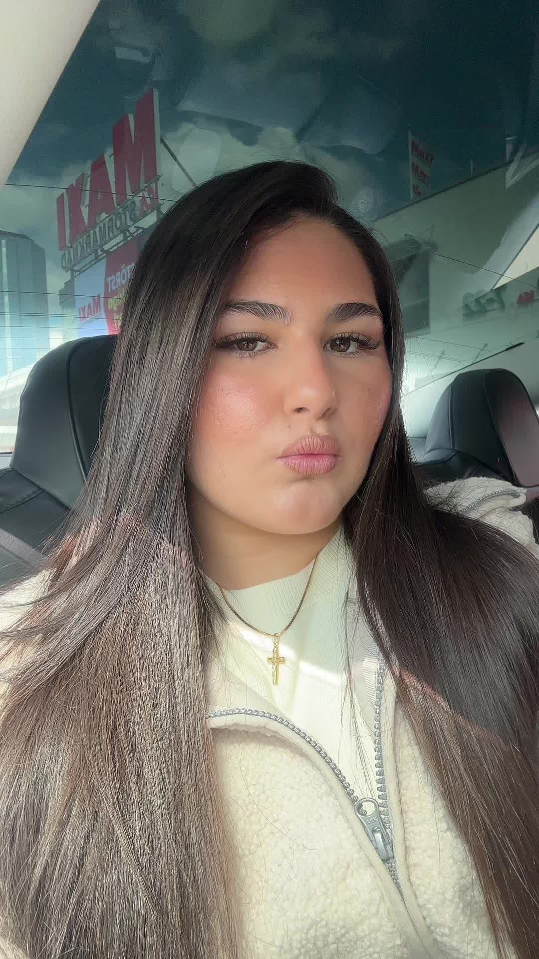 @celine.dh27