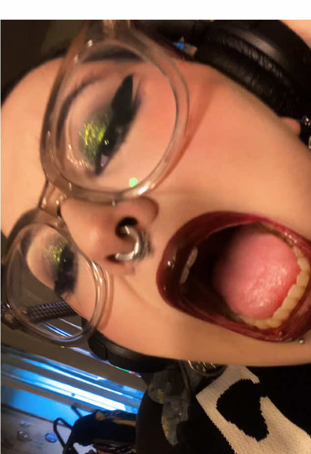@ToothFlesh