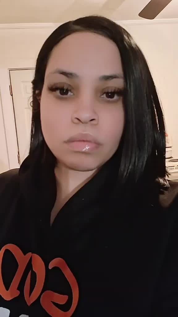@nishajusttalkinxo