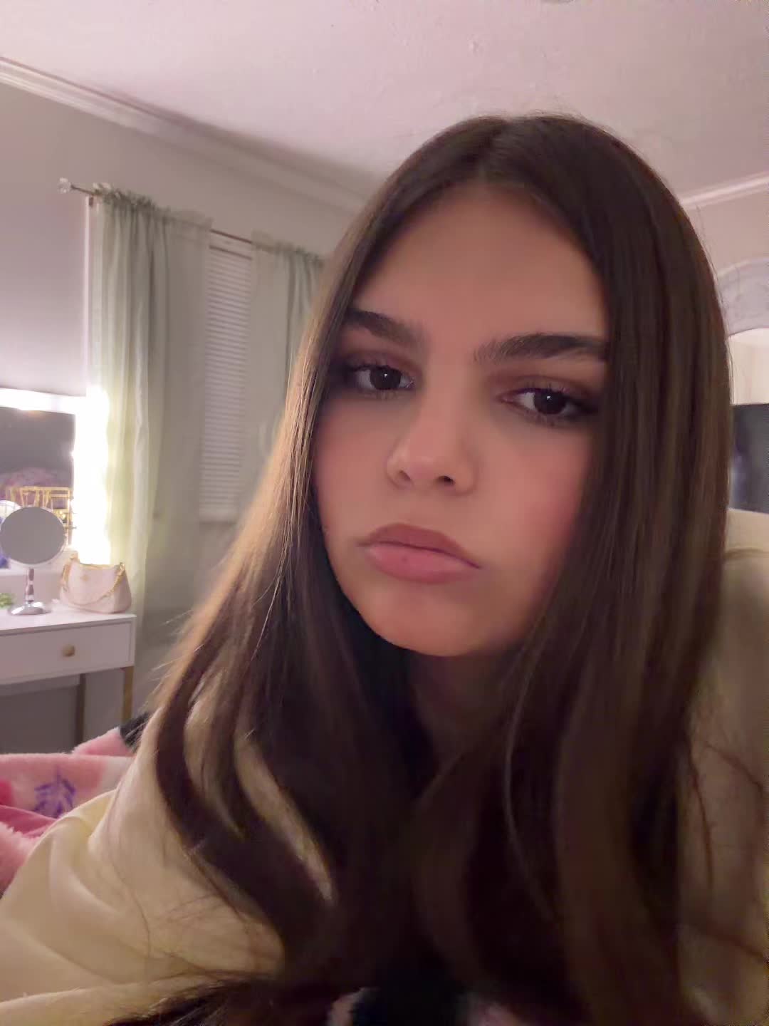 @Khloe𐙚♡