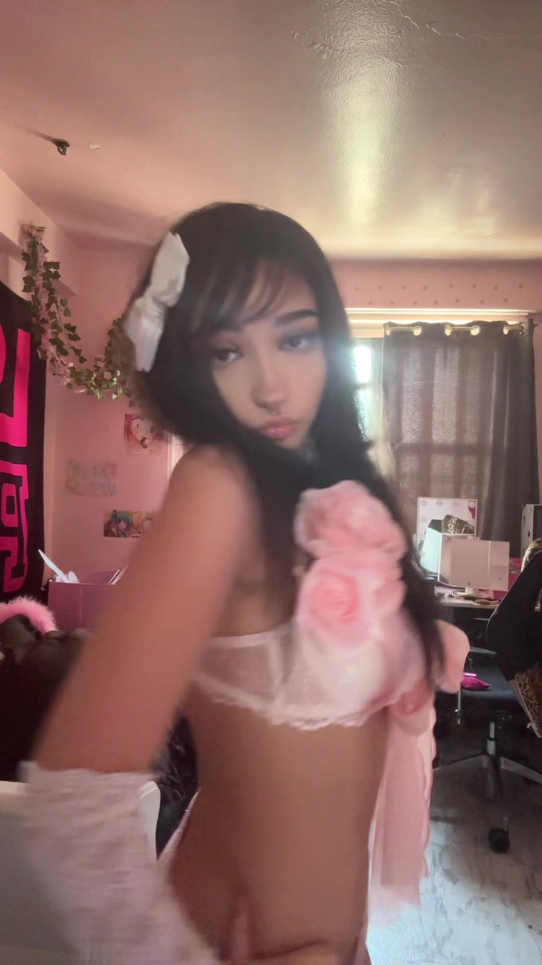 @🐼