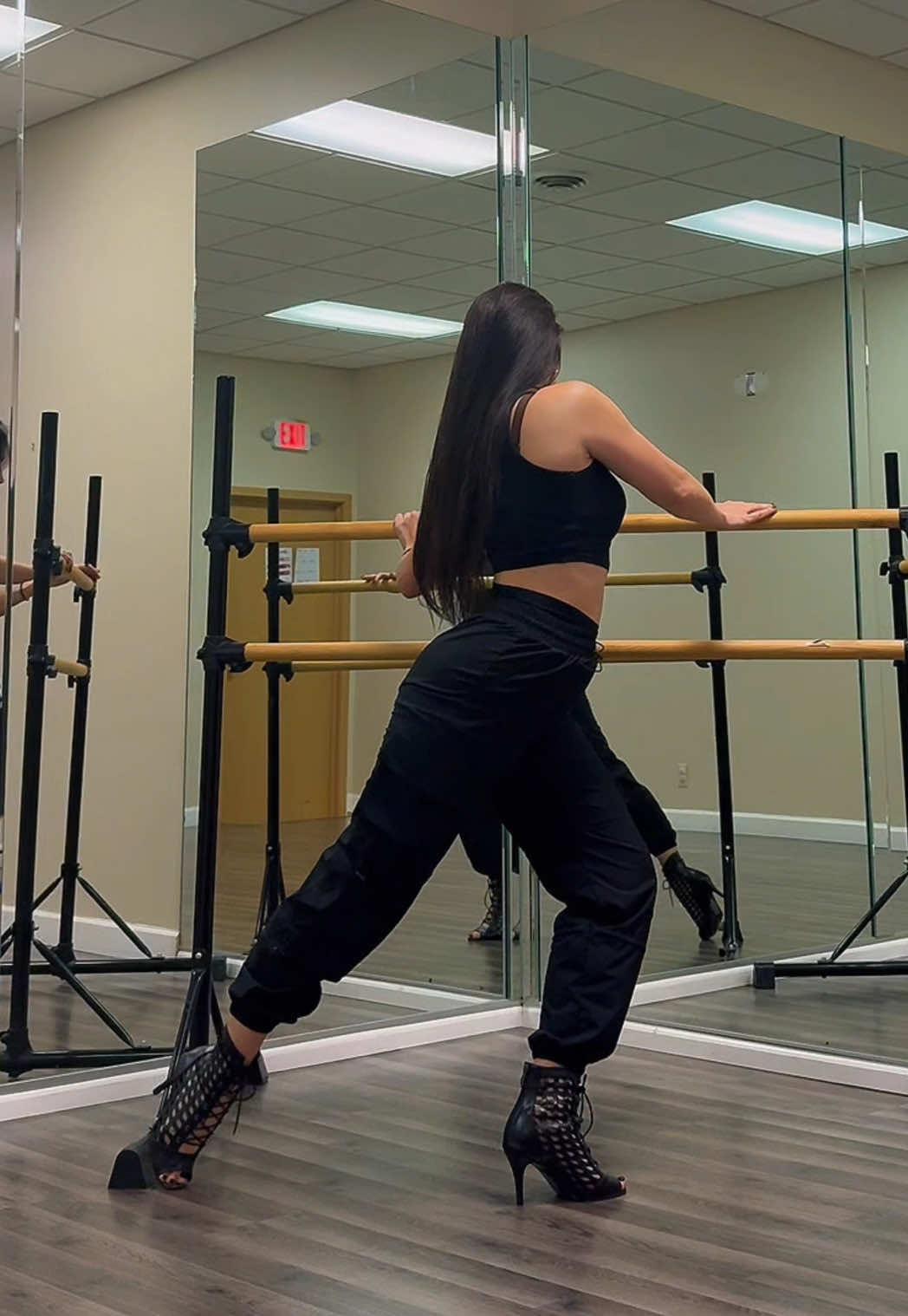@anastasia.supernova.dance