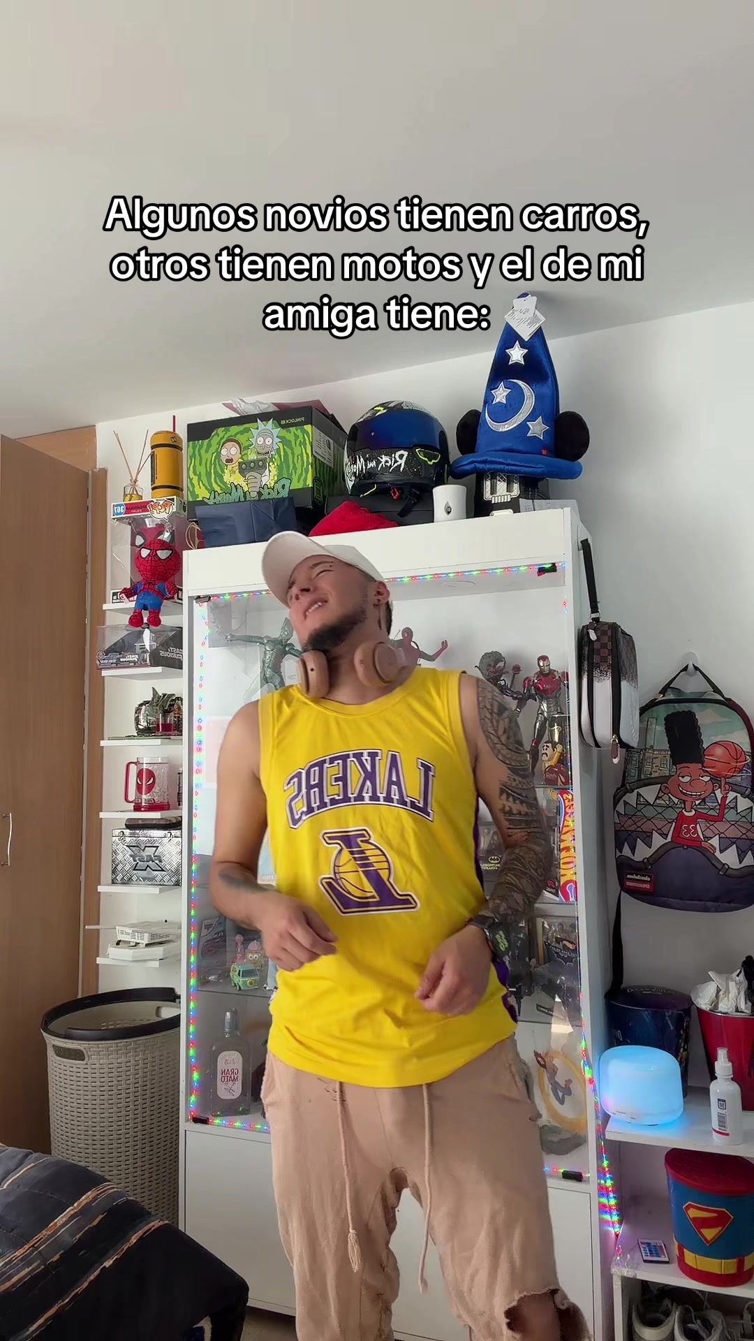 @adonhys