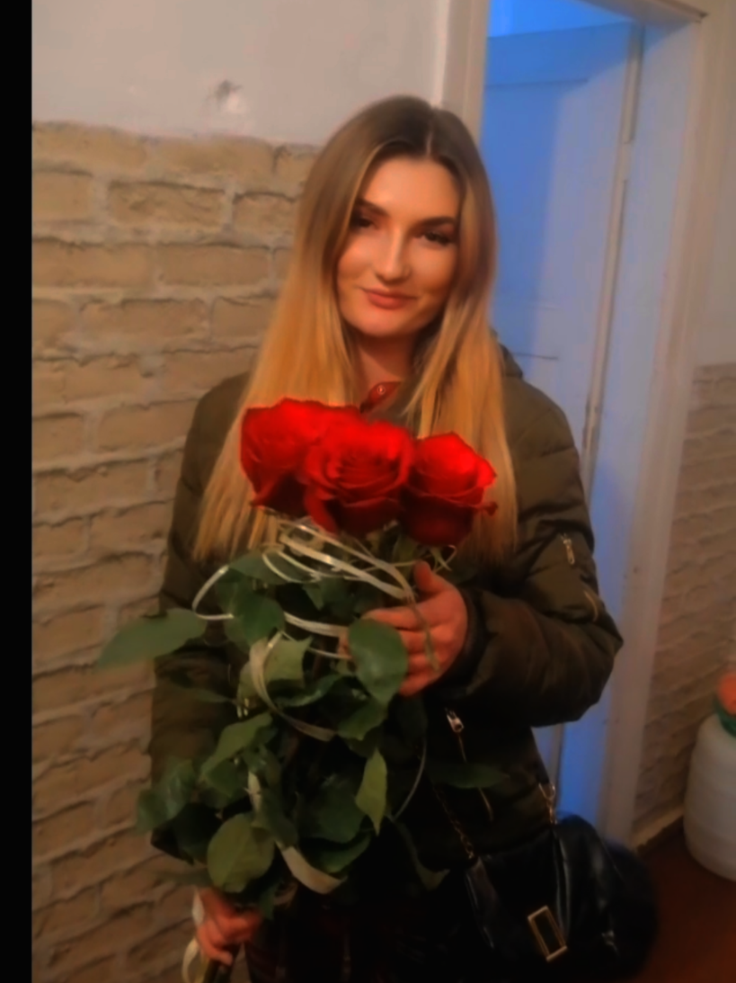 @Iva.La.Anakonda🐍💚
