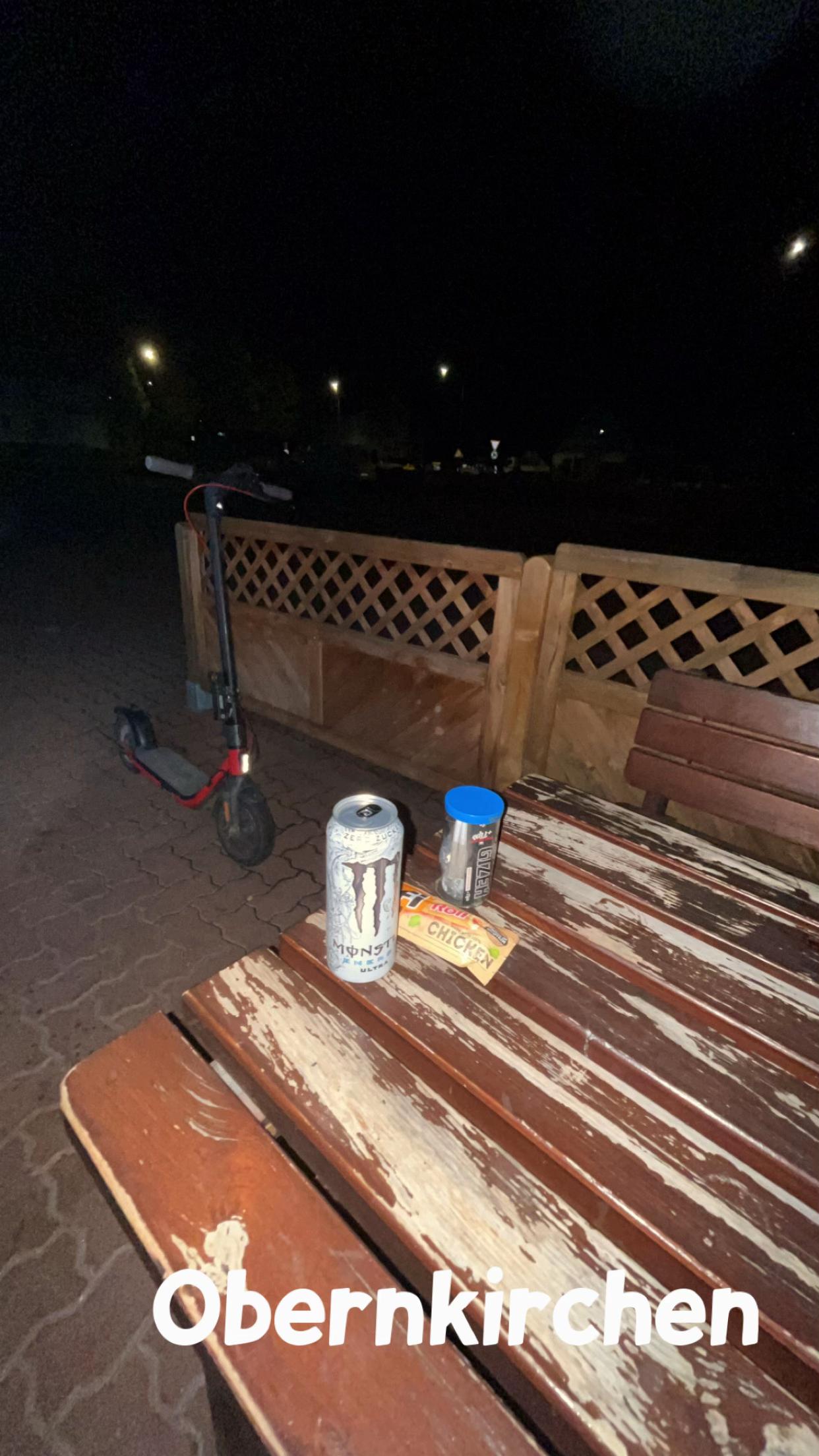 @𝐔𝐒𝐄𝐑&lsquo;𝐋 🏄🏽&zwj;♂️