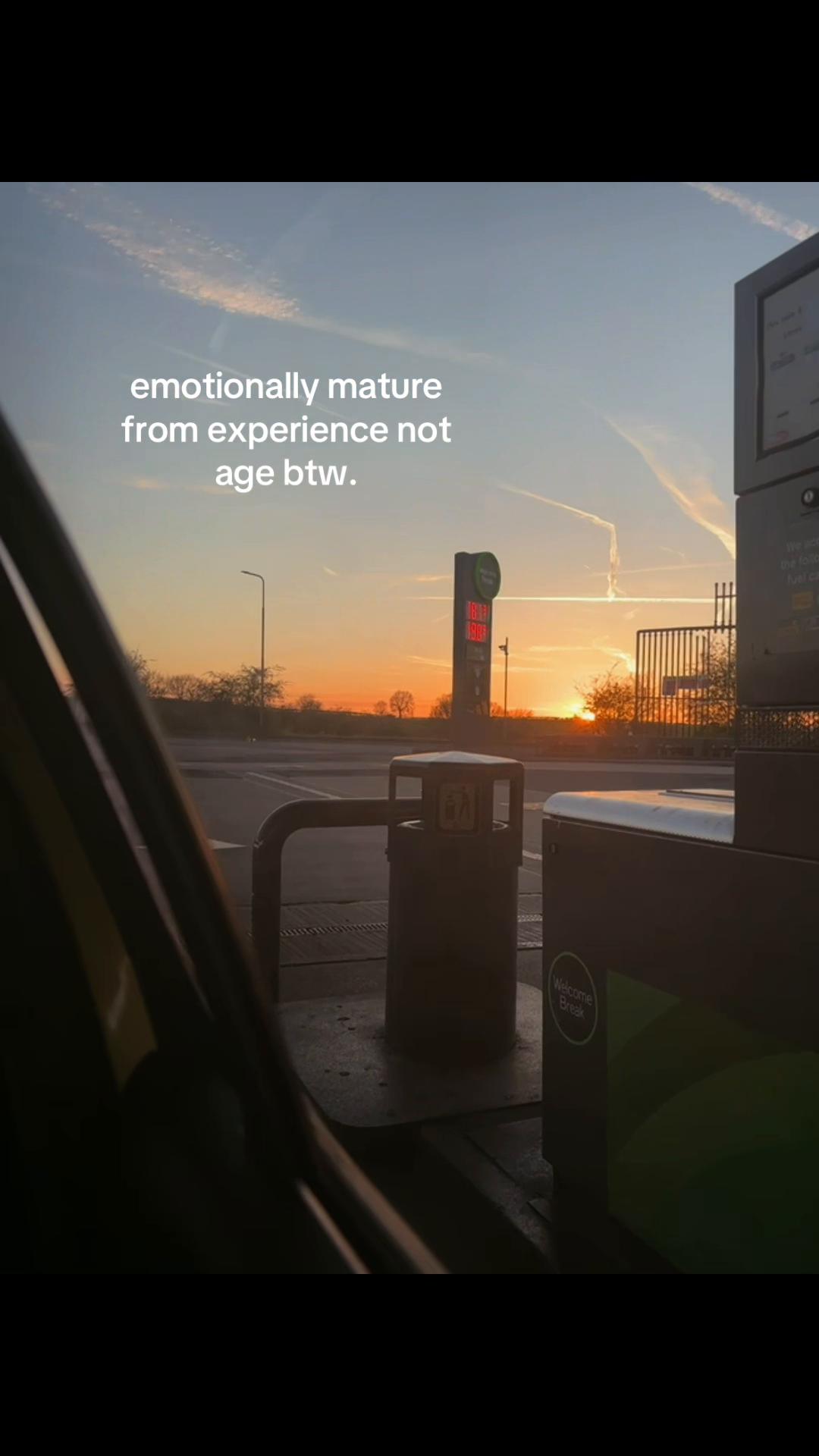 @🎞️