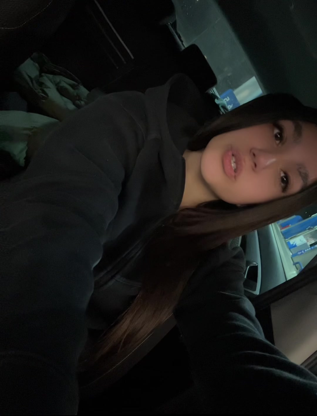 @𝔍