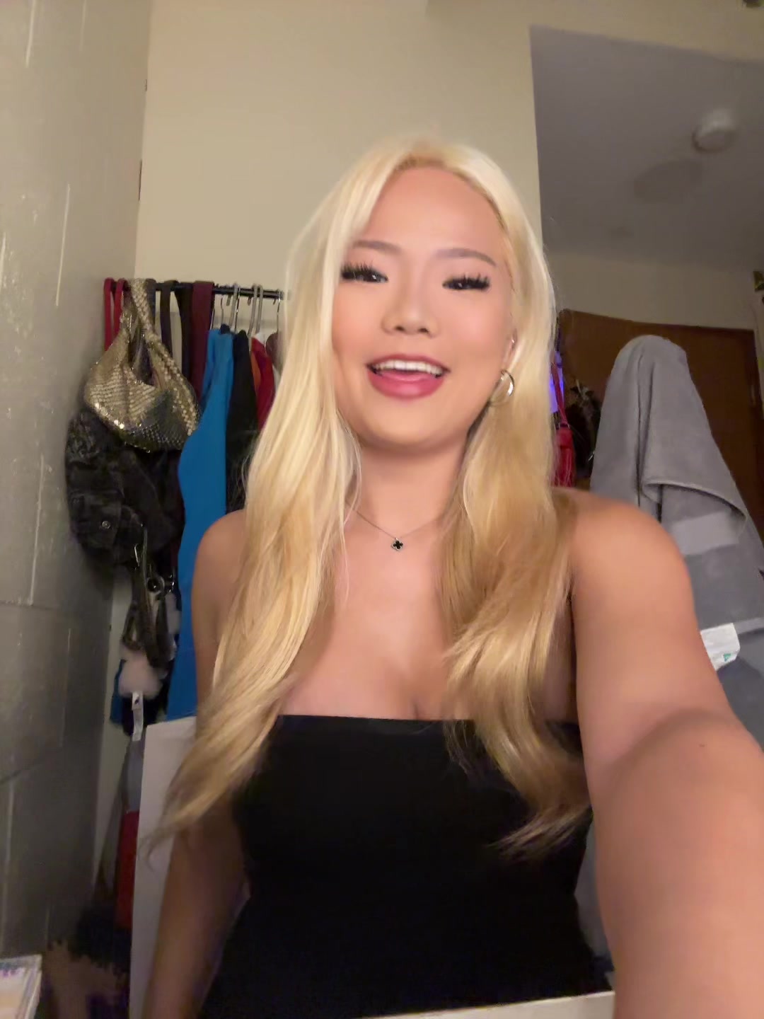 @Hi