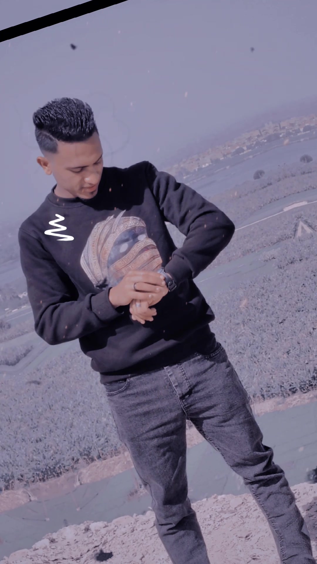 @𝑜𝑠𝑎𝑚𝑎