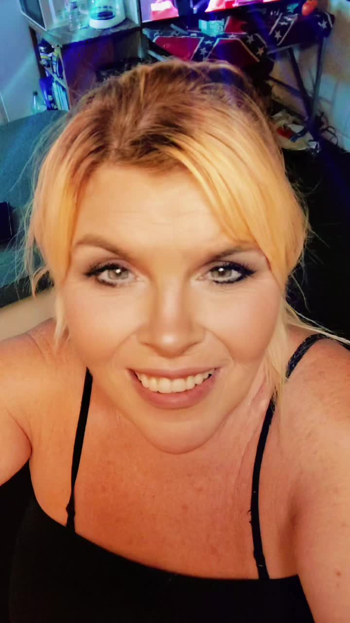 @&hearts;️ 🍒 TexasBadass Tennbabe&hearts;️🍒
