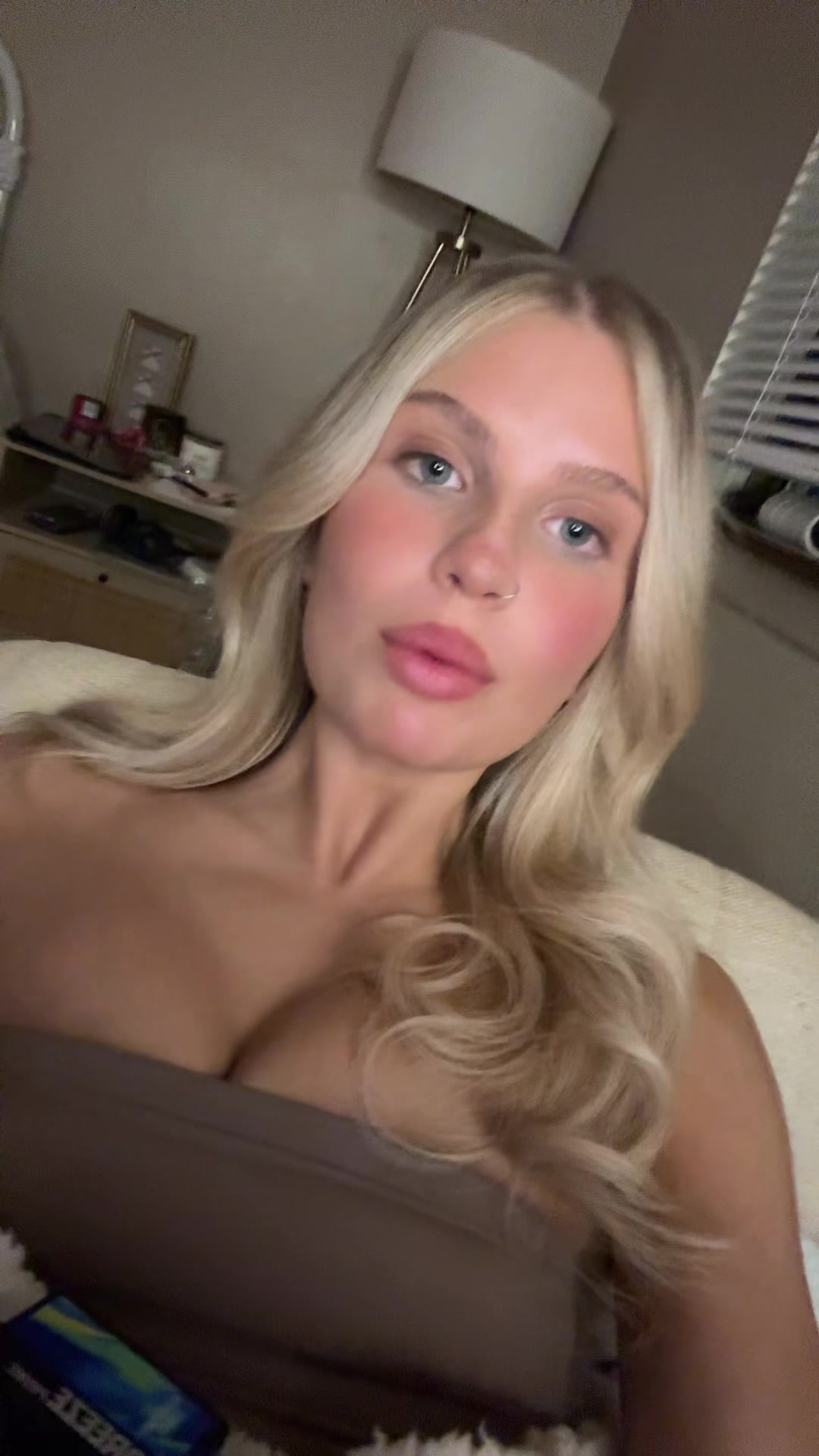 @emmyvzz