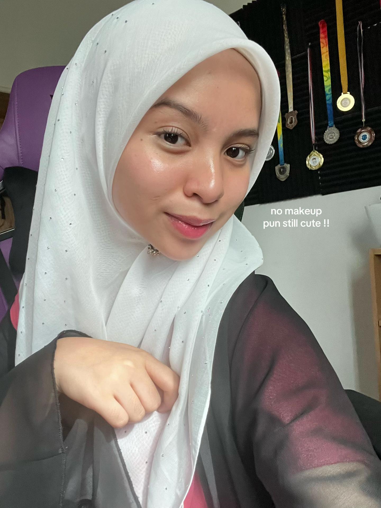 @emyeeraa