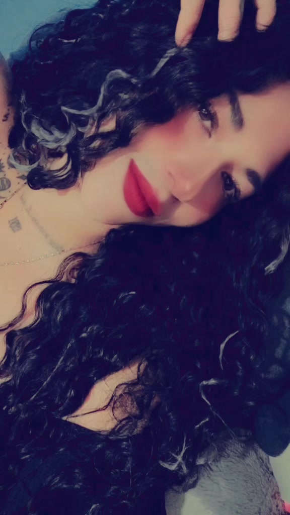 @Hern&aacute;ndez mia 🥰
