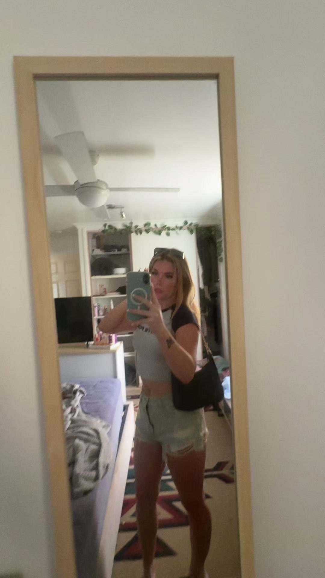 @Em🖤
