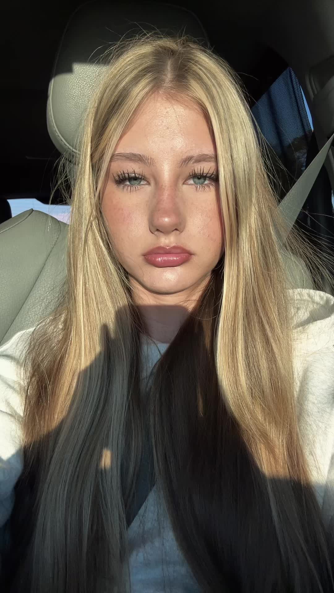 @isabella dimov