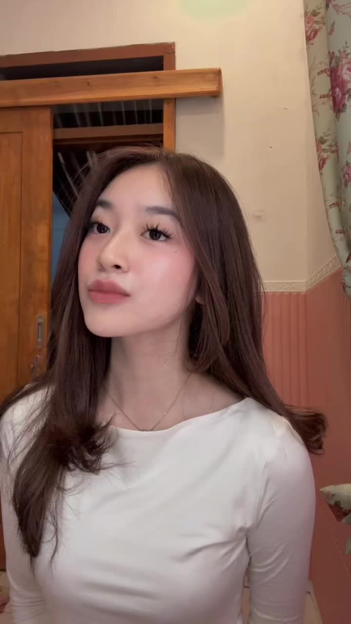 @𝒩