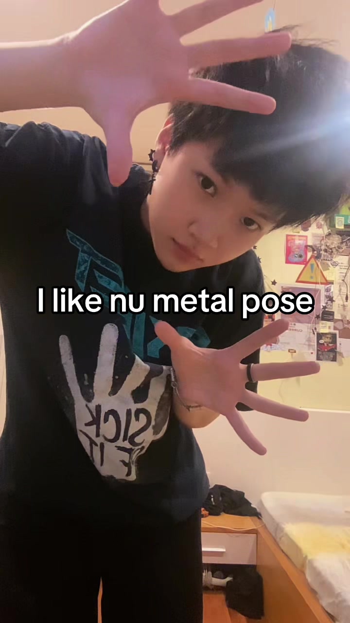 @Skiv ☢︎