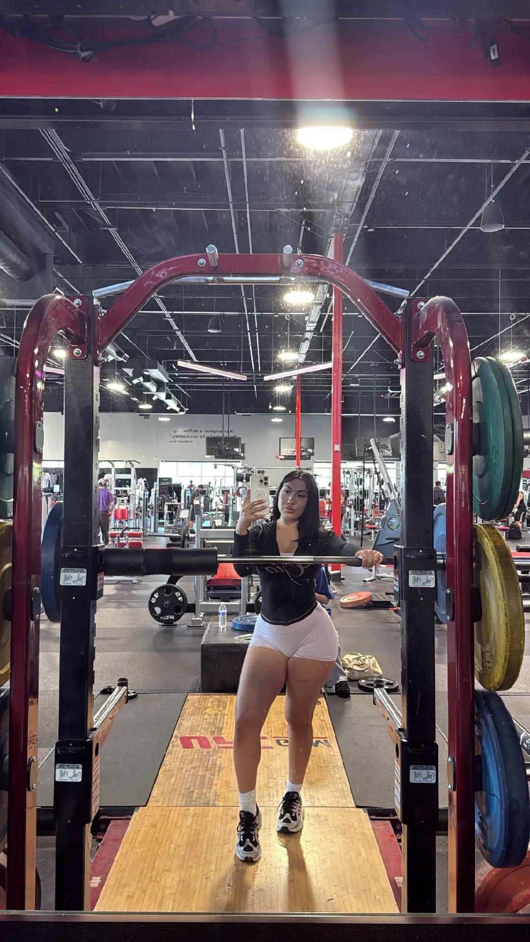 @GG