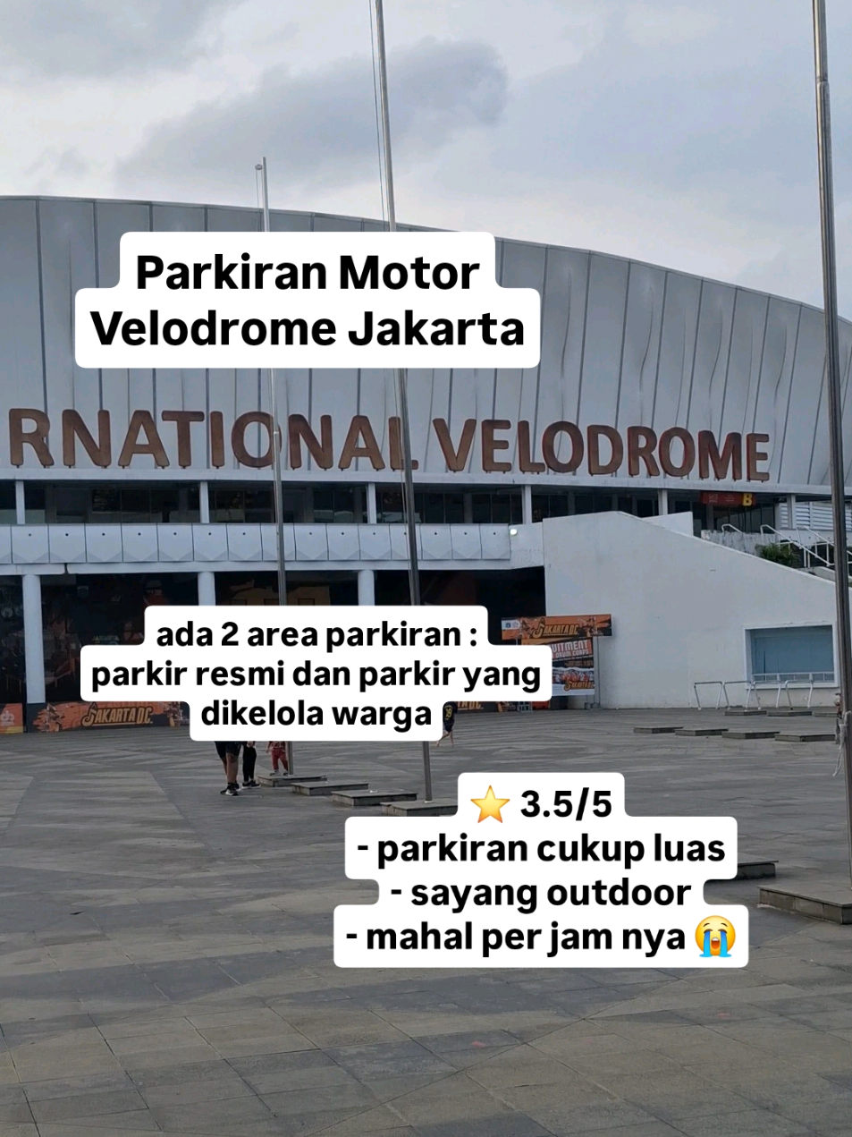 @Explore Parkir Motor Jakarta