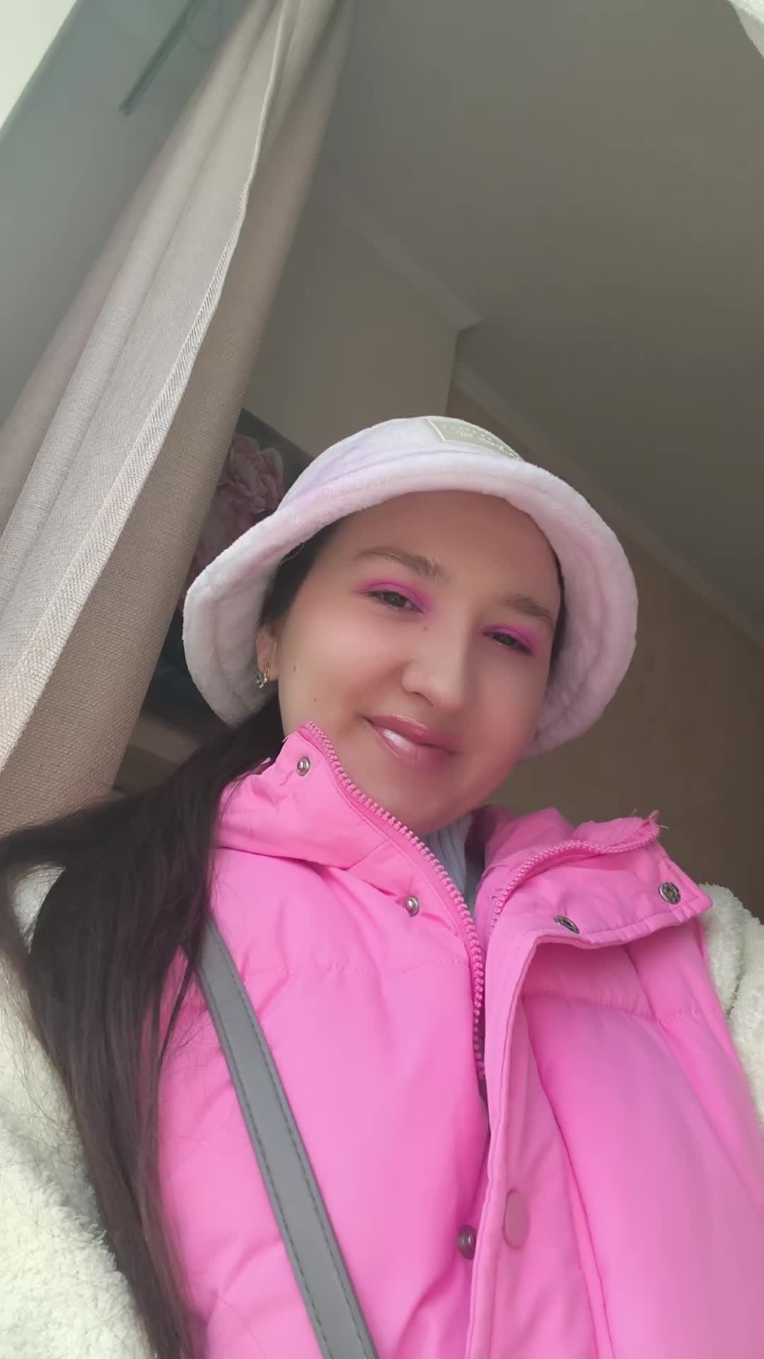 @White_African_Girl