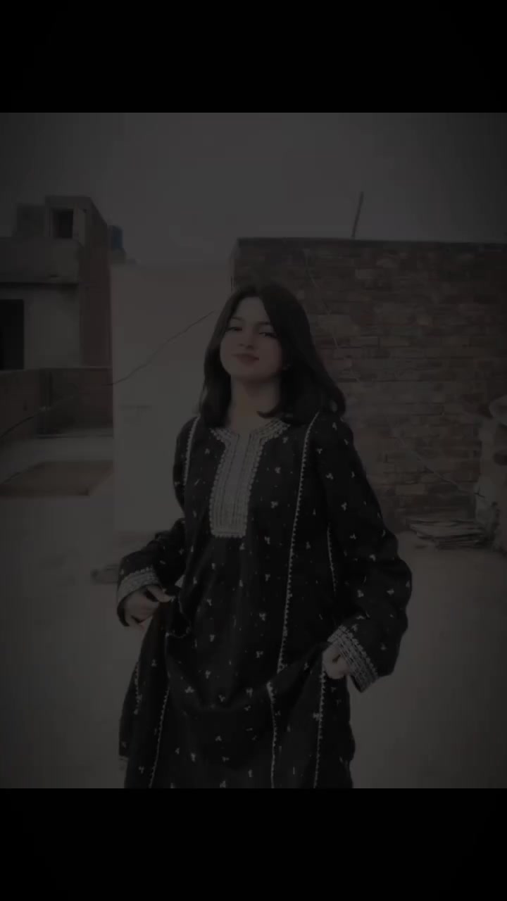 @𝐌𝐢𝐬𝐬 𝐌𝐞𝐞𝐫𝐚𝐛
