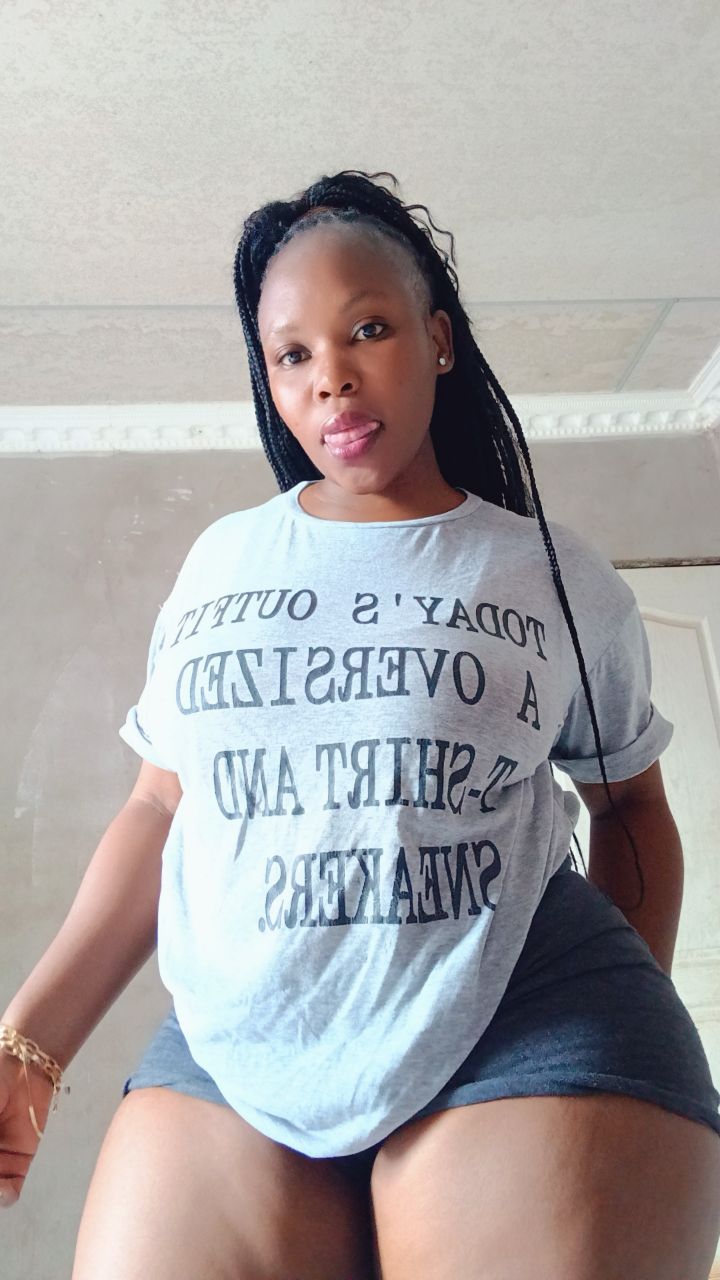 @Nikiwe.