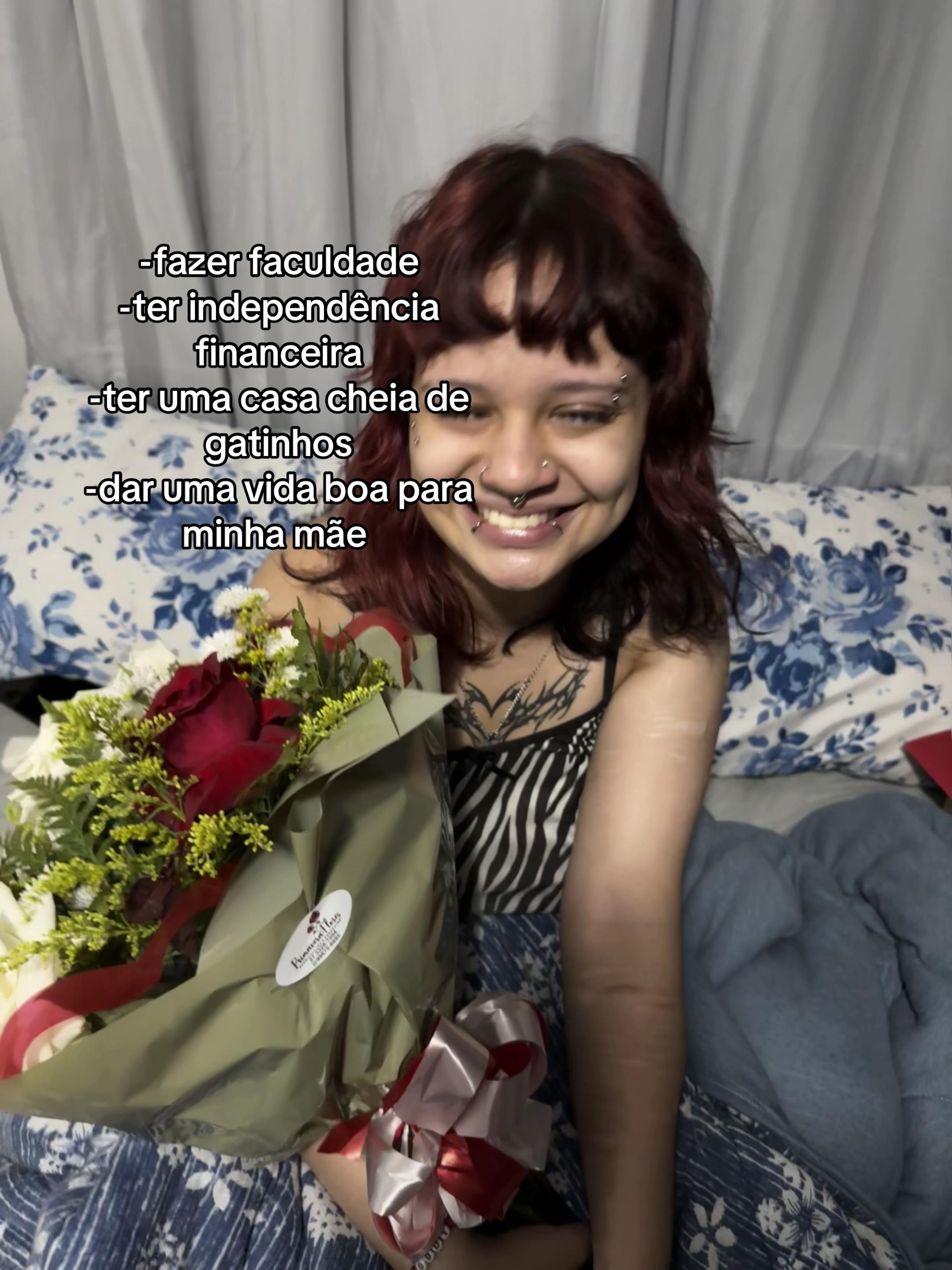 @♱ 𝓜𝓸𝓸𝓷 ♱