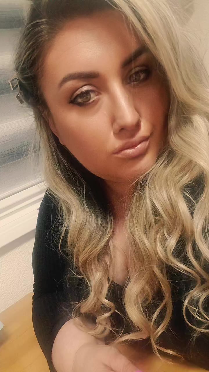 @Unikatna_dama 😋