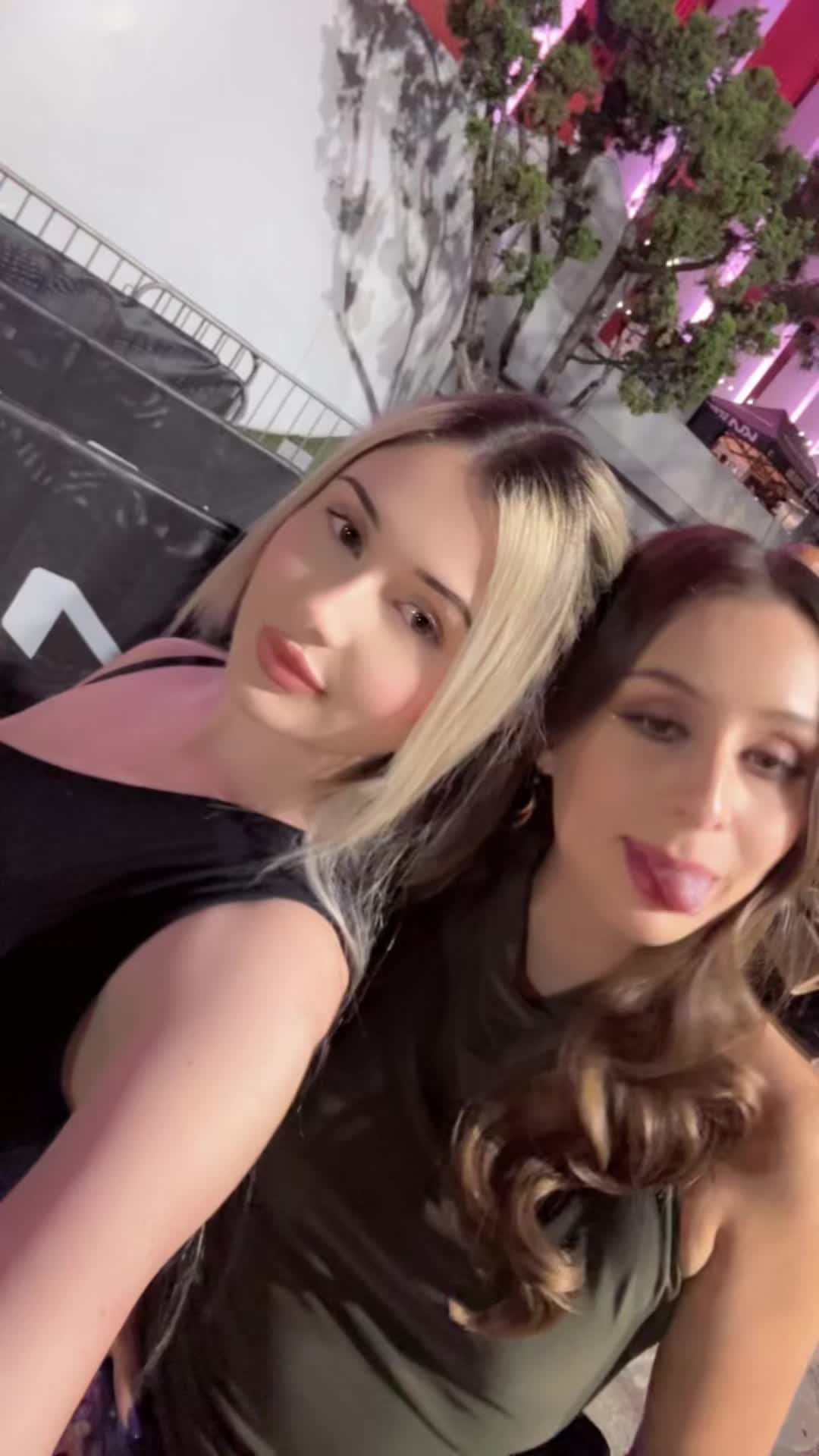 @Juliewhiteman